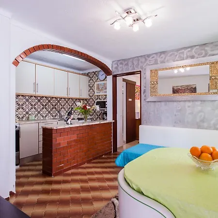 Apartament Cardoso *